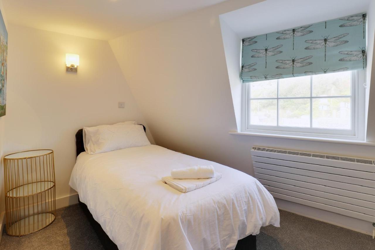 Master Accommodation Suite 9 Single Room With Roof Top Views Гастингс Экстерьер фото